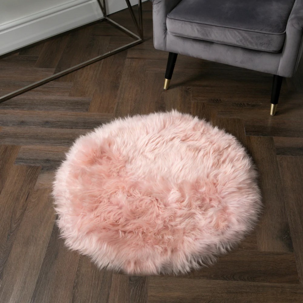 Beaumont Round New Zealand Sheepskin Rug in Pink